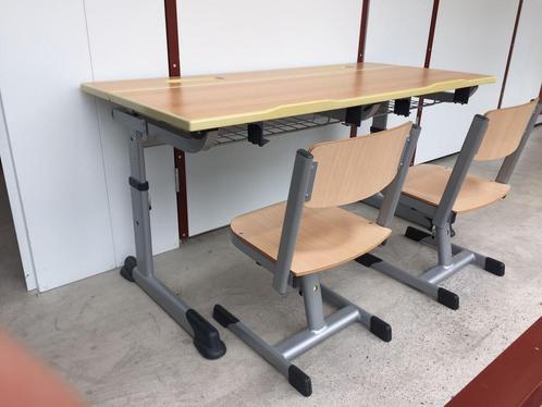 ZGAN Topkwaliteit Aluflex 2 persoons kinderbureau+2 stoeltje, Kinderen en Baby's, Kinderkamer | Tafels en Stoelen, Zo goed als nieuw