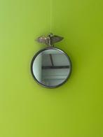 Oude koperen spiegel met vogel., Antiek en Kunst, Ophalen of Verzenden, Ovaal, Minder dan 50 cm