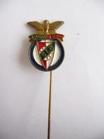 oud metalen speldje voetbalclub - SLB - BENFICA, Verzamelen, Speldjes, Pins en Buttons, Ophalen of Verzenden, Gebruikt, Sport