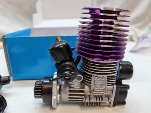 Nitro combo Novarossi N2.5SC RT-TM 2.5cc Traxxas T-Maxx, Hobby en Vrije tijd, Modelbouw | Radiografisch | Auto's, Zo goed als nieuw