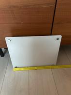 Glazen paneelradiator mill mb250, Doe-het-zelf en Verbouw, Verwarming en Radiatoren, Ophalen of Verzenden, Minder dan 60 cm, Radiator