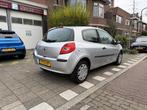 Renault Clio 1.4-16V Expression, Auto's, Voorwielaandrijving, Gebruikt, Huisgarantie, 4 cilinders