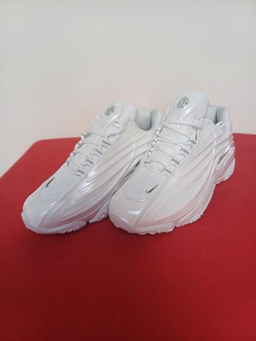 Nocta Hot Step 2.  Maat: 42., Kleding | Heren, Schoenen, Nieuw, Sneakers of Gympen, Wit, Ophalen of Verzenden