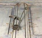 Antieke Franse vernikkeld ijzeren dubbele kapstokhaak, Gebruikt, Wandhaken, Ophalen of Verzenden, Minder dan 100 cm