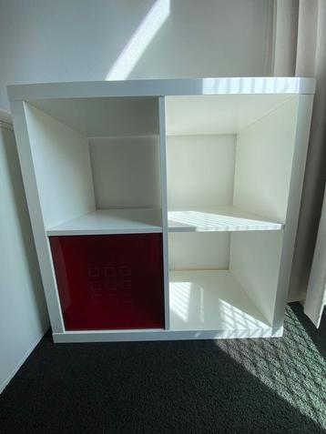2x IKEA kallax kast 1x GERESERVEERD!