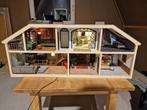 Lundy Poppenhuis met Meubels & Poppetjes en verlichting, Ophalen of Verzenden