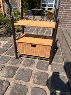 Rotan nachtkastje smeedijzer kastje lade vintage halkastje, Ophalen, Overige materialen, Gebruikt, 45 tot 65 cm
