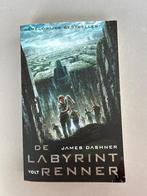Boek De Labyrint renner; James Dashber, Boeken, Ophalen of Verzenden, Zo goed als nieuw, James Dashner, Fictie
