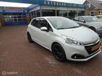 Peugeot 208 1.2 PureTech Blue Lion 5d TREKHAAK+PARELMOER, Auto's, Voorwielaandrijving, Gebruikt, Euro 6, 1199 cc