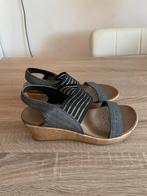 Leuke grijze wedges van Skechers memory foam! Izgst 39, Uitgeest, Tweedekansshop, Zo goed als nieuw, Grijs