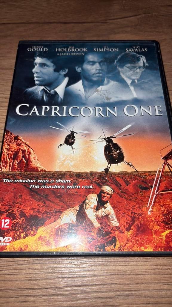 Capricorn One. Elliot Gould, Hal Holbrook en O.J. Simpson., Cd's en Dvd's, Dvd's | Thrillers en Misdaad, Zo goed als nieuw, Actiethriller