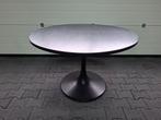 Vintage Tulp Tafel - Zwart Design, Huis en Inrichting, Tafels | Eettafels, Ophalen, Gebruikt, Metaal, Vier personen
