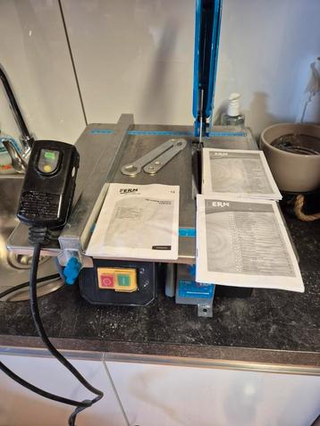 Tegel zaagmachine FERM TCM 1010 beschikbaar voor biedingen