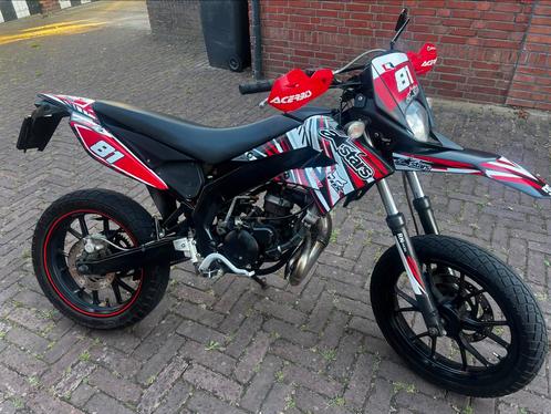 Derbi Senda DRD 50 Extreme (2012), Fietsen en Brommers, Brommers | Derbi, Gebruikt, Ophalen