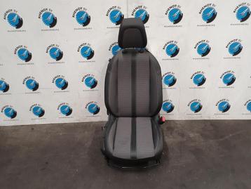 Simrace  stoel afkomstig van 208 2024  beschikbaar voor biedingen