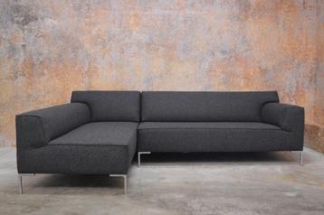 NIEUW beklede Design on Stock Bloq hoekbank npr 5800,00 beschikbaar voor biedingen