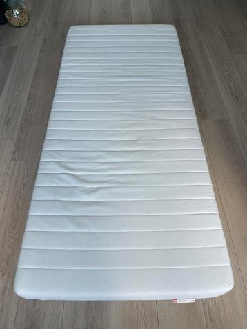 Ikea Matras 90x200 beschikbaar voor biedingen