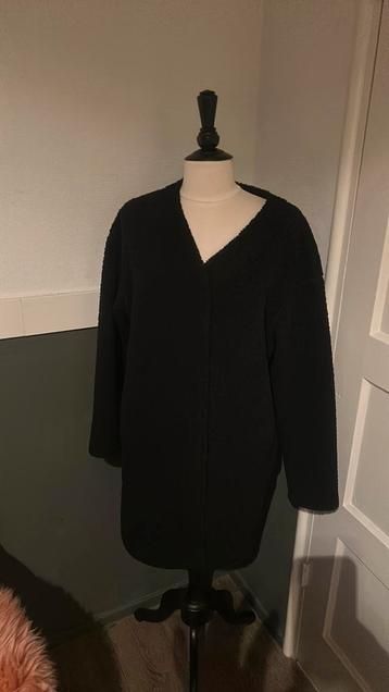 Zwart jas halflang borg xl uniqlo uni qlo zga nieuw beschikbaar voor biedingen