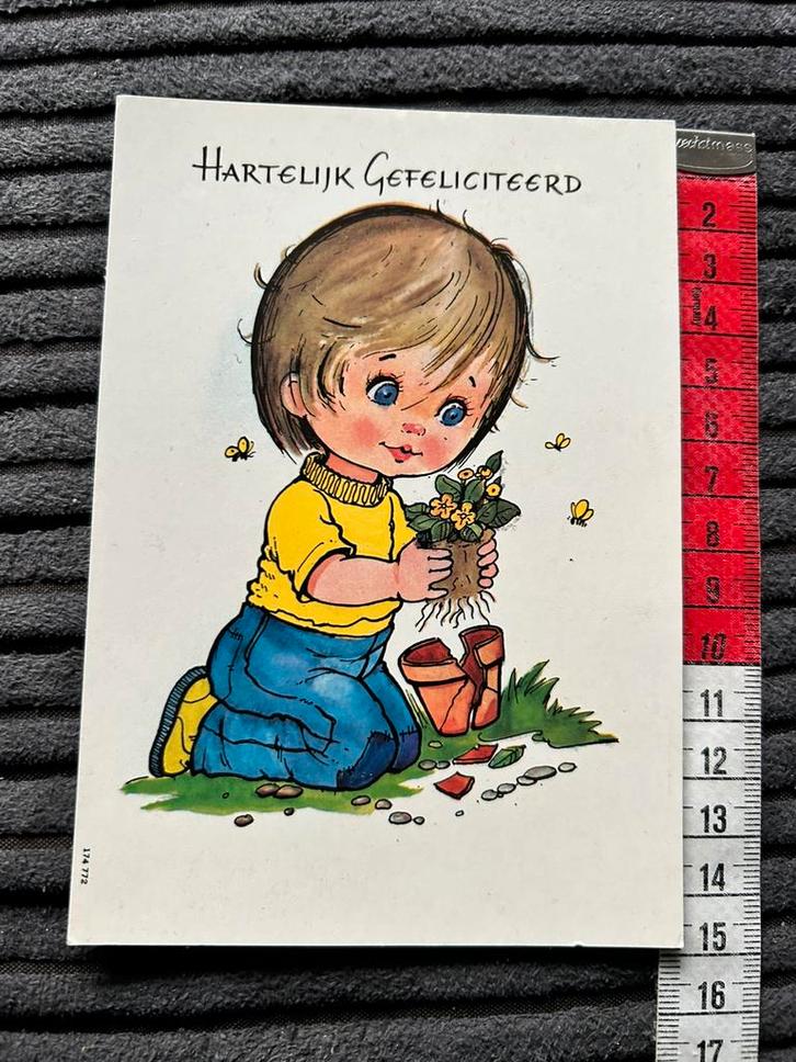11. Oude kinderkaart jongen plantje vlinders, Verzamelen, Ansichtkaarten | Themakaarten, Ongelopen, Ophalen of Verzenden