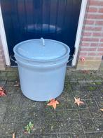 Grote geëmailleerde wasketel met deksel., Ophalen