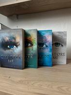 Shatter me 4/6 (+ novella), Tahereh mafi, Ophalen of Verzenden, Zo goed als nieuw