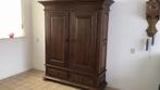 Eiken kast 2 deurs en 2 x lade. Legplanken. Degelijke kast, Ophalen