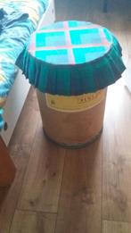 Oude opbergton met versiering om deksel., Ophalen of Verzenden, Gebruikt