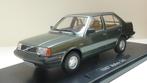 Triple 9 Volvo 340 sedan (1987)    1:18, Hobby en Vrije tijd, Modelauto's | 1:18, Ophalen of Verzenden, Nieuw, Auto, Overige merken