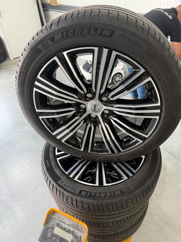 Volvo S60 V60 velgen + 235/45 R18 zomerbanden Michelin beschikbaar voor biedingen