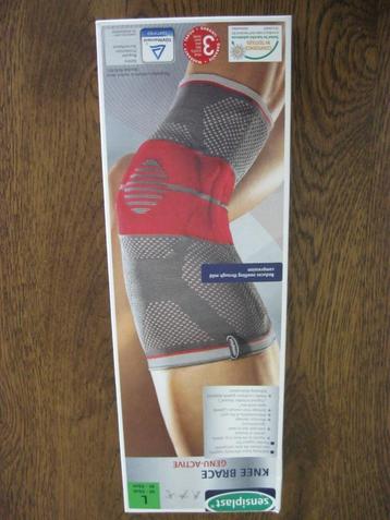 Knie-Brace / Merk: Sensi-Plast.  Maat L.  beschikbaar voor biedingen