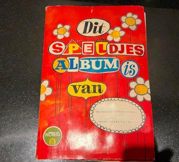 Speldjes verzameling, met -origineel boek van HONIG beschikbaar voor biedingen