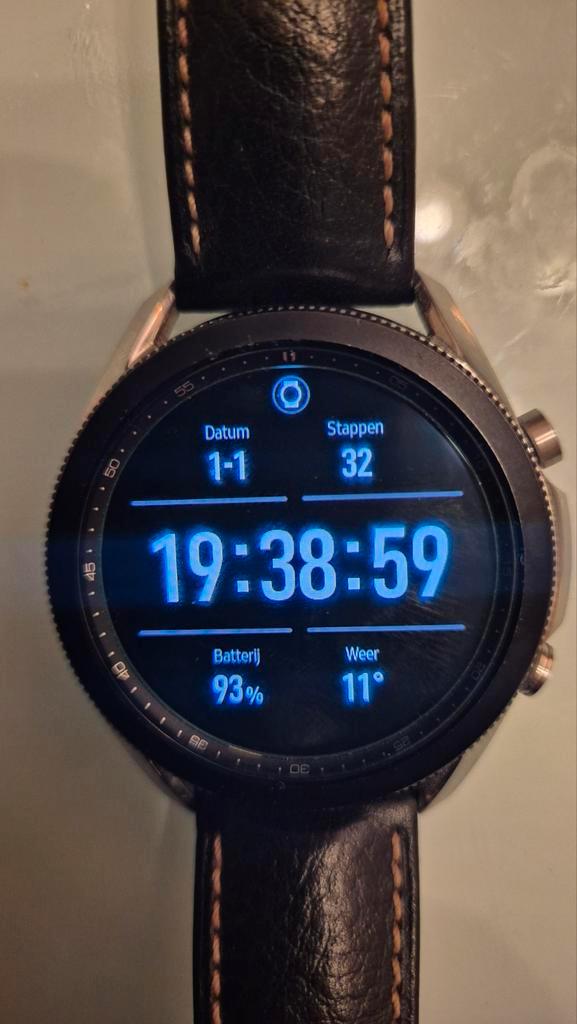 Smartwatch Galaxy 3 Zilver, 45 mm, met leren band, Sieraden, Tassen en Uiterlijk, Smartwatches, Gebruikt, Android, Zilver, Afstand