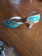 Just the right shoe, Ophalen, Zo goed als nieuw