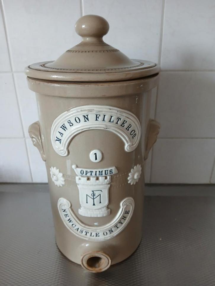 Antiek waterfilter, Antiek en Kunst, Antiek | Keramiek en Aardewerk, Ophalen of Verzenden