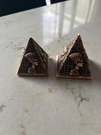 Twee versierde pyramides uit Cairo Egypte, Ophalen of Verzenden, Zo goed als nieuw