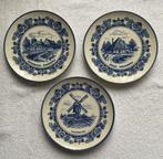 Delfts blauw wandborden van o.a. een stolpboerderij., Antiek en Kunst, Ophalen