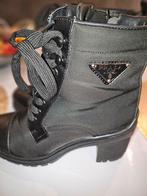 Prada Schoenen - Stijlvolle Enkellaarsjes, Prada, Zwart, Lage of Enkellaarzen, Ophalen of Verzenden