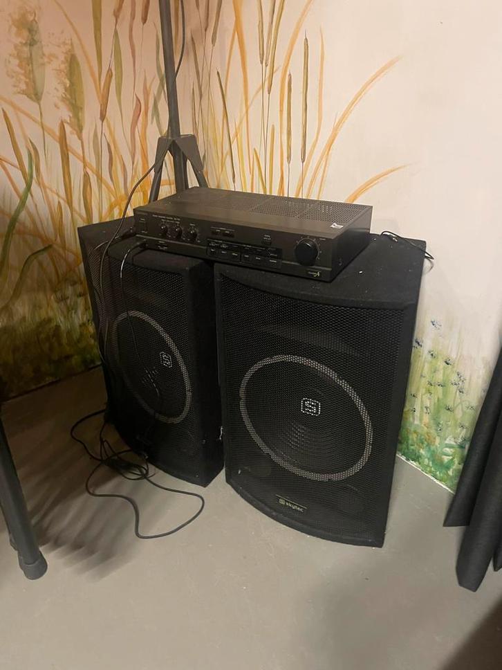 Skytec Geluidsinstallatie - Speakers & Versterker, Audio, Tv en Foto, Luidsprekers, Gebruikt, Front, Rear of Stereo speakers, 120 watt of meer