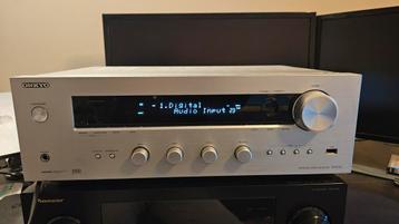 Onkyo TX-8130 Netwerk Stereo Receiver beschikbaar voor biedingen