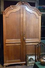 Antieke 18e eeuwse eiken tweedeurskast, Antiek en Kunst, Ophalen