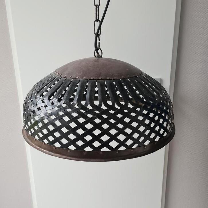 By Mooss metalen hanglamp, Huis en Inrichting, Lampen | Hanglampen, Zo goed als nieuw, Minder dan 50 cm, Ophalen of Verzenden