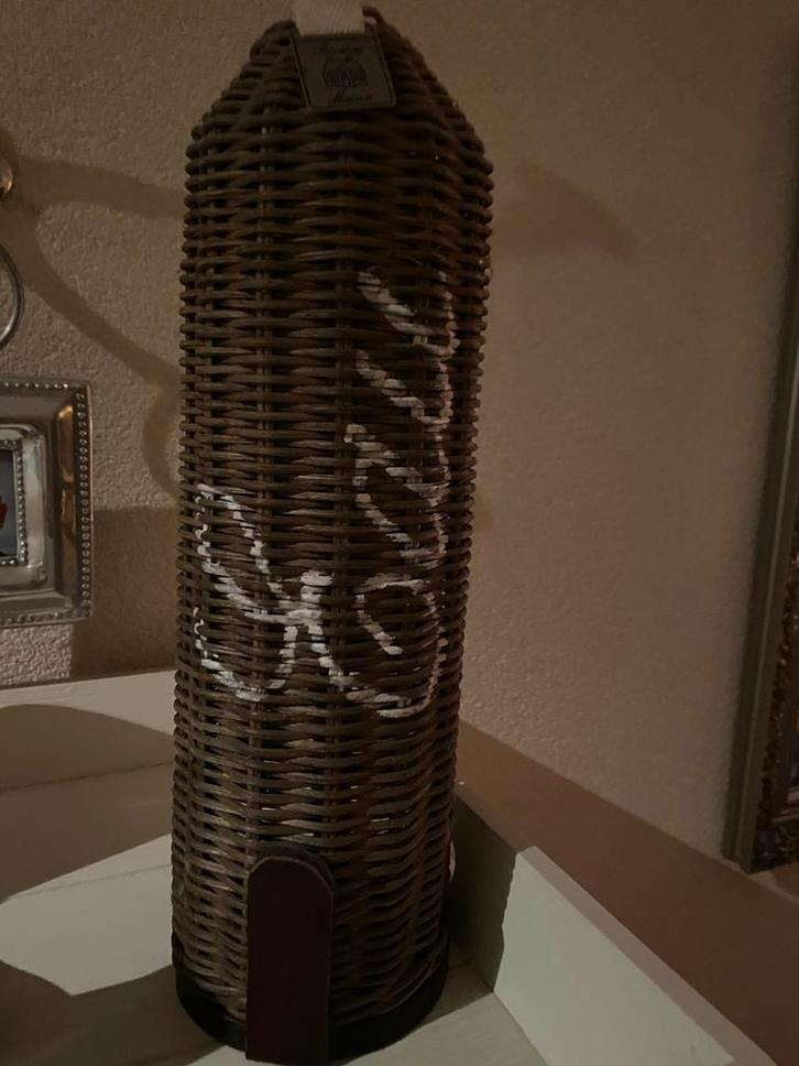 Riviera Maison Rotan Fleshouder met tekst EAU, Huis en Inrichting, Woonaccessoires | Overige, Nieuw, Ophalen of Verzenden