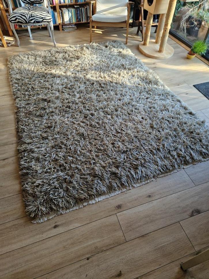 hoogpolig wollen vloerkleed, Huis en Inrichting, Stoffering | Tapijten en Kleden, Gebruikt, 150 tot 200 cm, 200 cm of meer, Rechthoekig