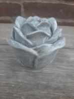 Betonnen roos bakje potje tuinbeeld beton beeldje, Ophalen of Verzenden, Nieuw