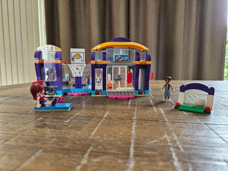 Lego Friends: Heartlake sporthal, Kinderen en Baby's, Speelgoed | Duplo en Lego, Gebruikt, Lego, Complete set, Ophalen of Verzenden