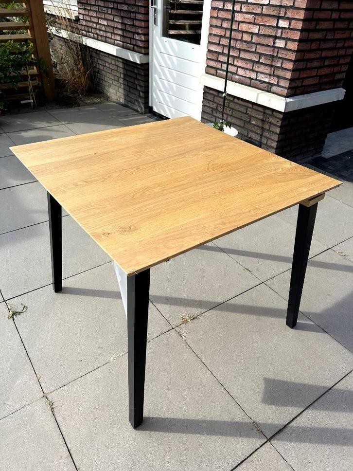Handgemaakte eiken eettafel, Huis en Inrichting, Tafels | Eettafels, Zo goed als nieuw, 50 tot 100 cm, Vier personen, Vierkant