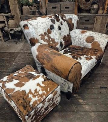 Koeienhuid tassen lampenkappen meubels kussens beschikbaar voor biedingen