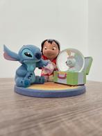 Lilo en stitch snowglobe, Verzamelen, Ophalen, Overige figuren, Zo goed als nieuw, Beeldje of Figuurtje