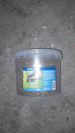 850gr gedroogde meelwormen, Ophalen