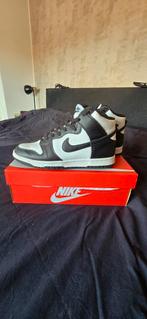 Nike high dunk originele maat 42, Kleding | Heren, Schoenen, Ophalen of Verzenden, Zo goed als nieuw